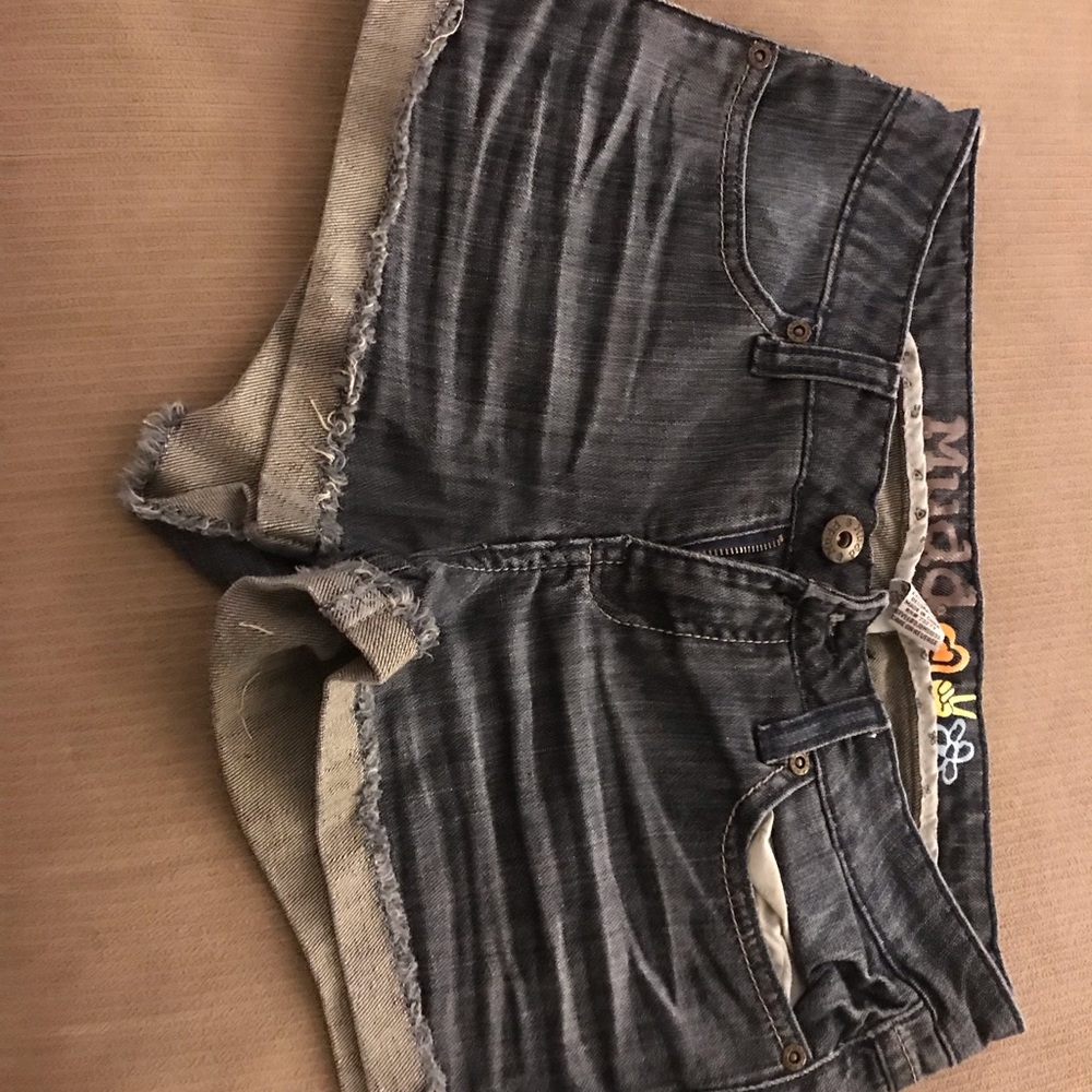 Women’s jean shorts
